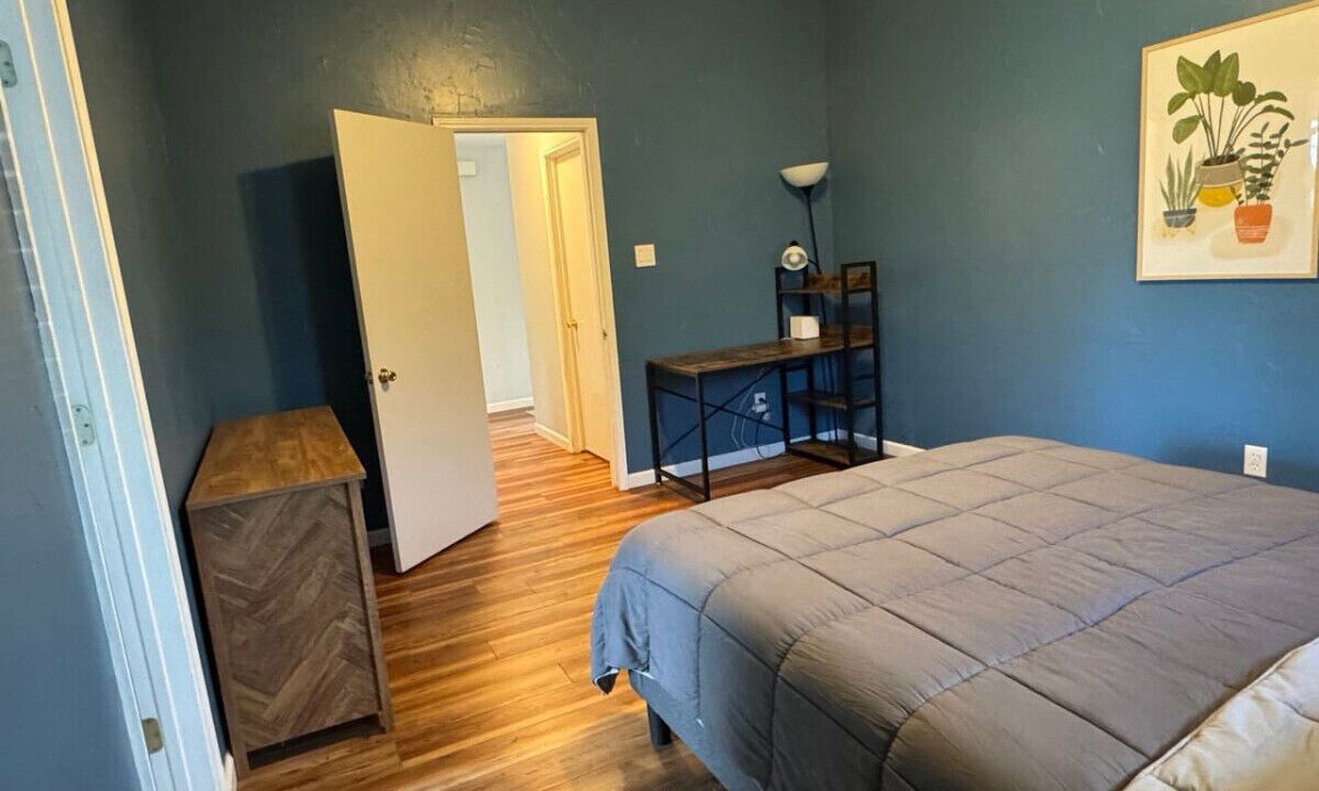 Photo of Bedroom in Roanoke