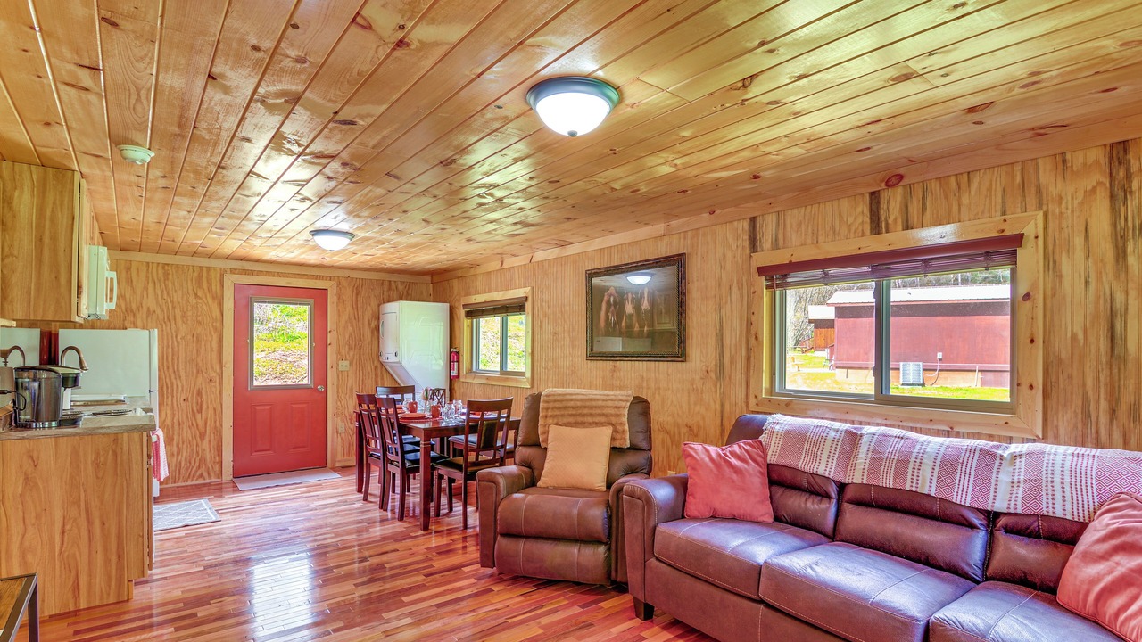 Photo of Livingroom in Beattyville