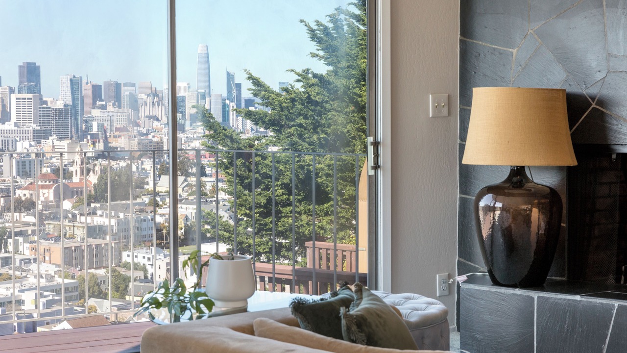 Photo of Livingroom in Dolores Heights