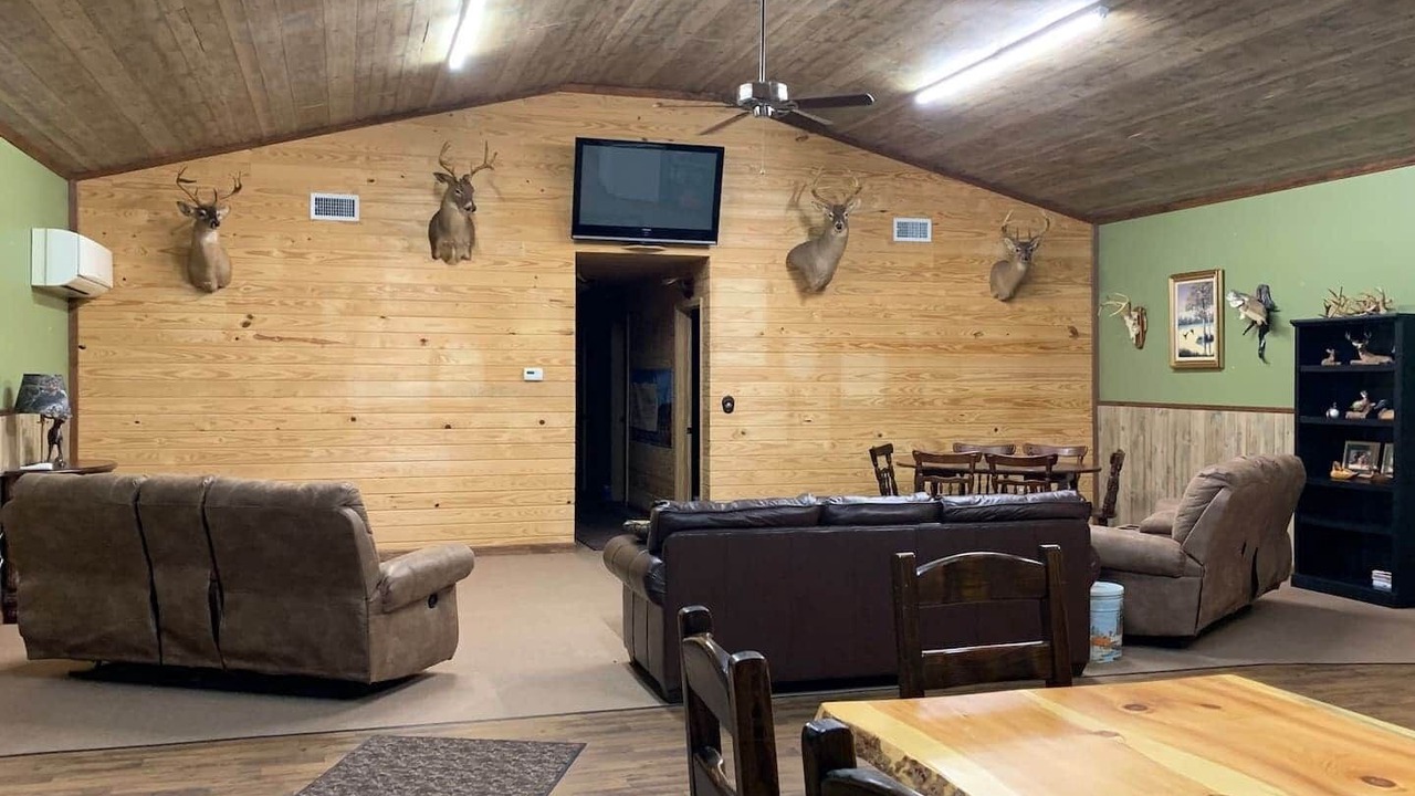 Photo of Others in Ethel