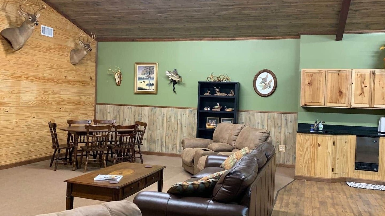 Photo of Livingroom in Ethel