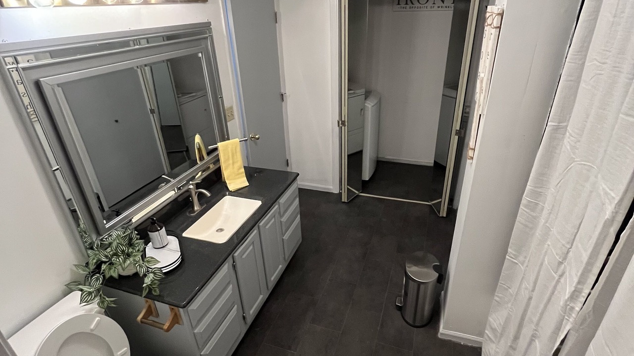 Photo of Bathroom in West Lincoln