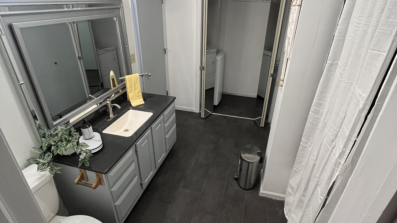 Photo of Bathroom in West Lincoln