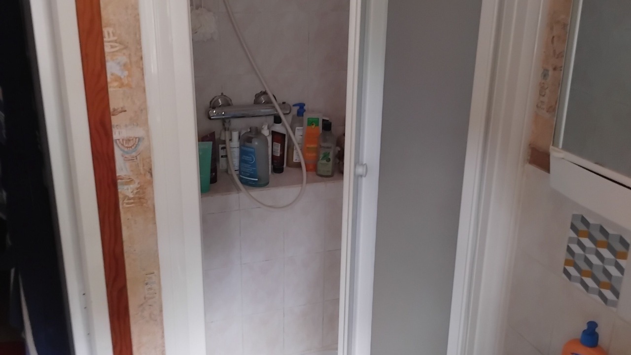 Photo of Bathroom in Arcueil