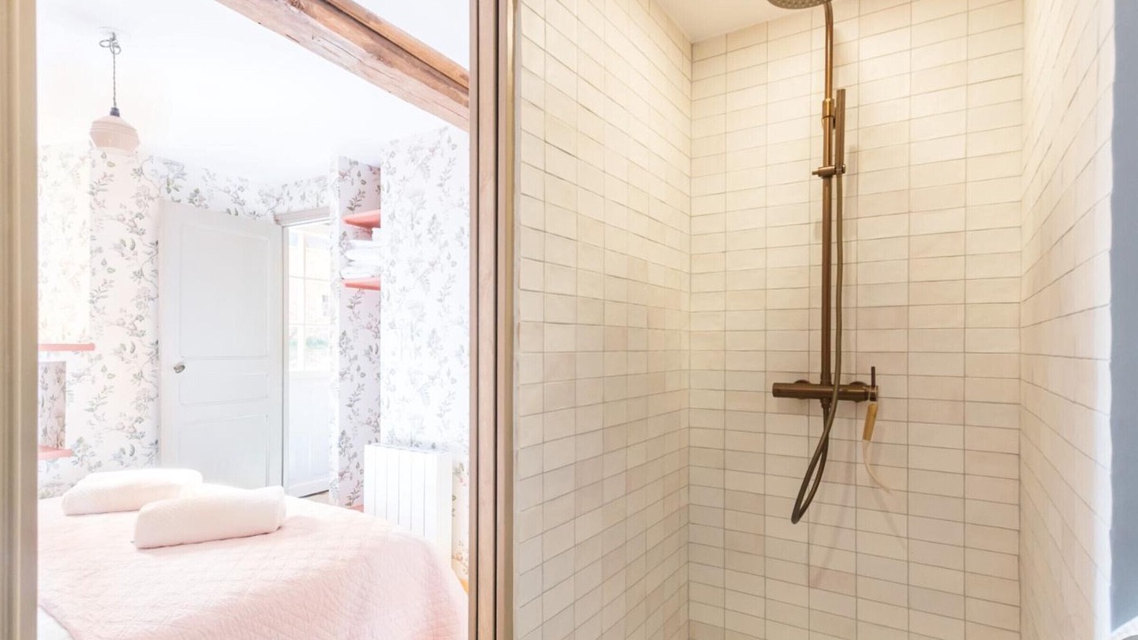 Photo of Bathroom in Les Moitiers-en-Bauptois