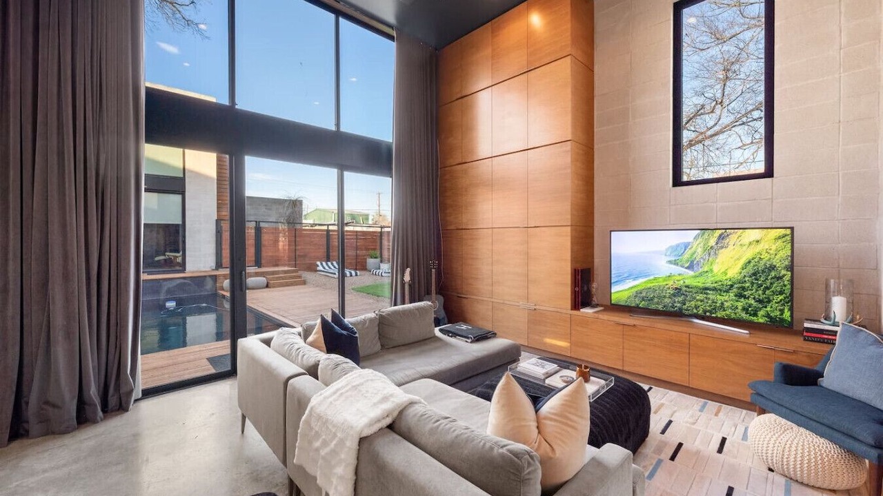 Photo of Livingroom in Holly