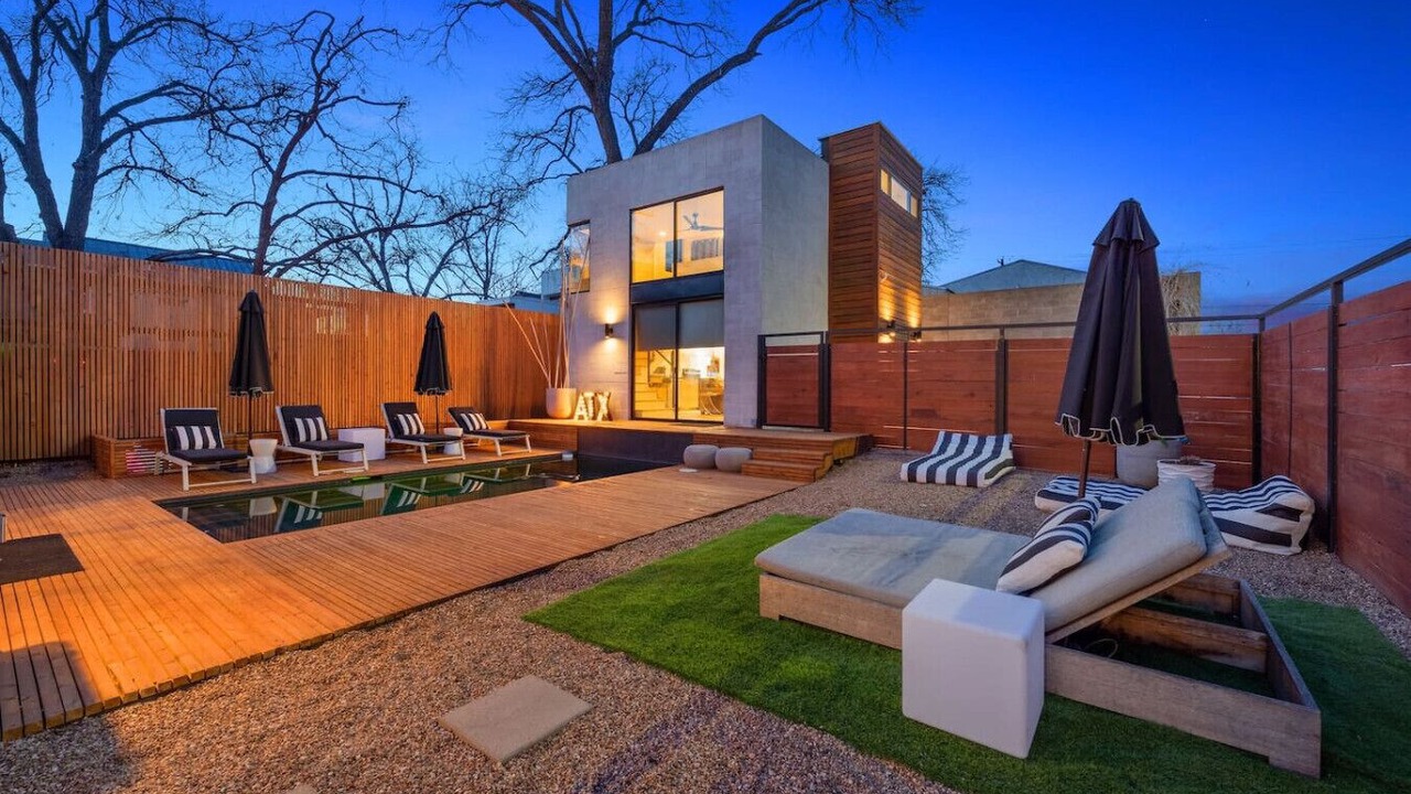 Photo of Patio Balcony in Holly