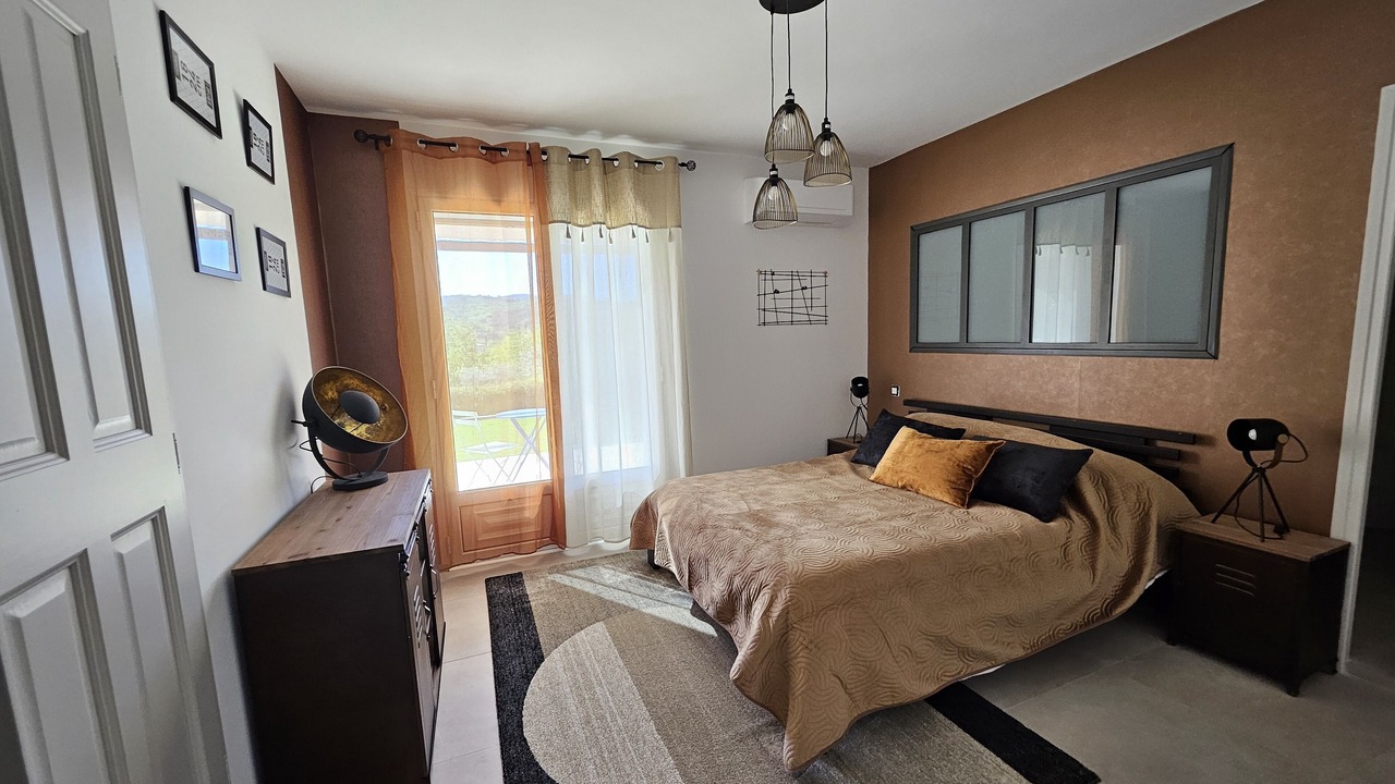 Photo of Bedroom in Saint-Martin-de-Valgalgues