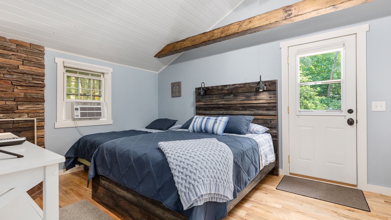 Photo of Bedroom in Pequot Lakes