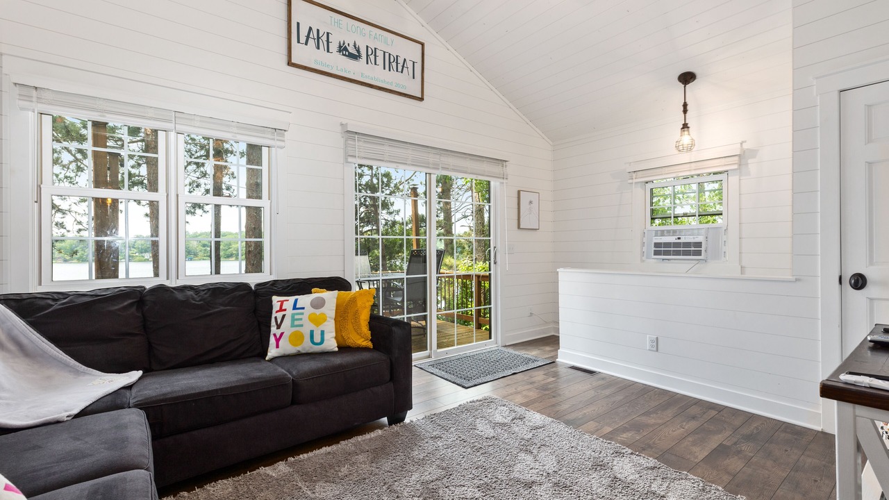 Photo of Livingroom in Pequot Lakes