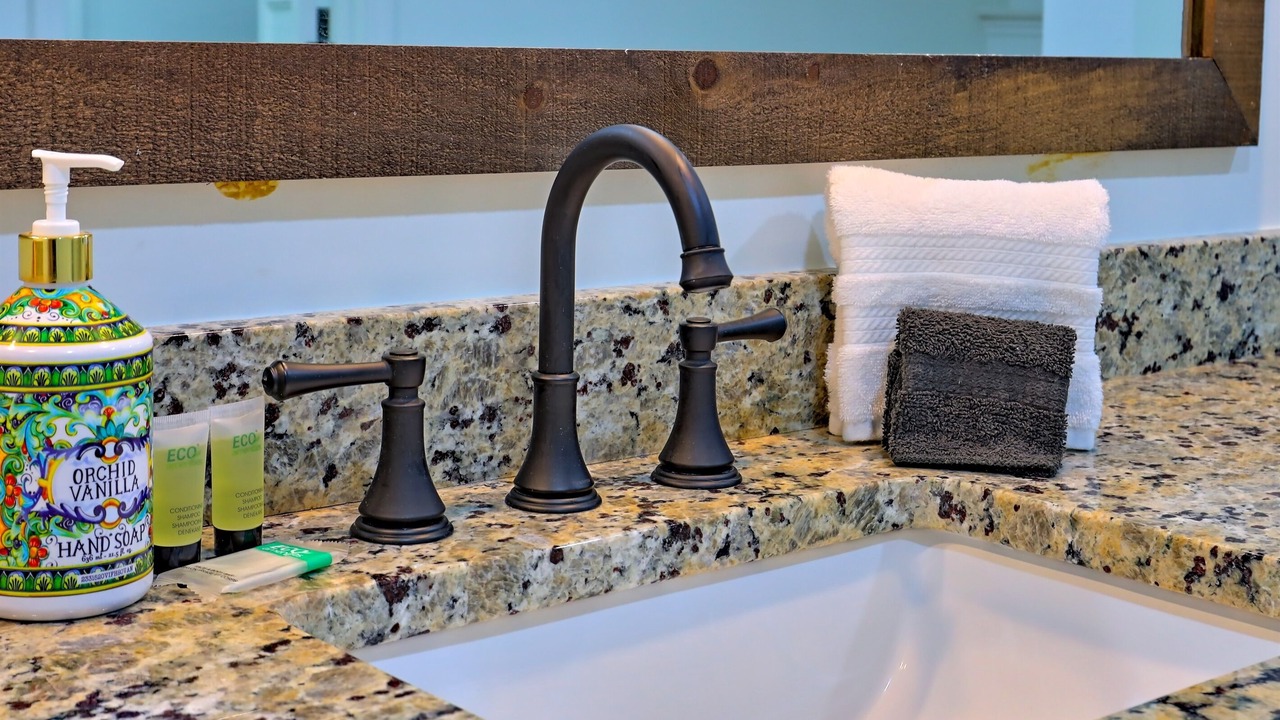 Photo of Bathroom in Dahlonega