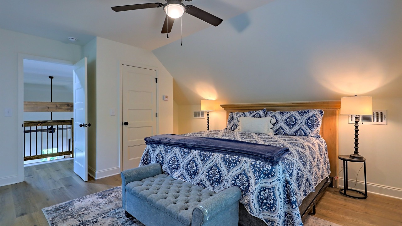 Photo of Others in Dahlonega