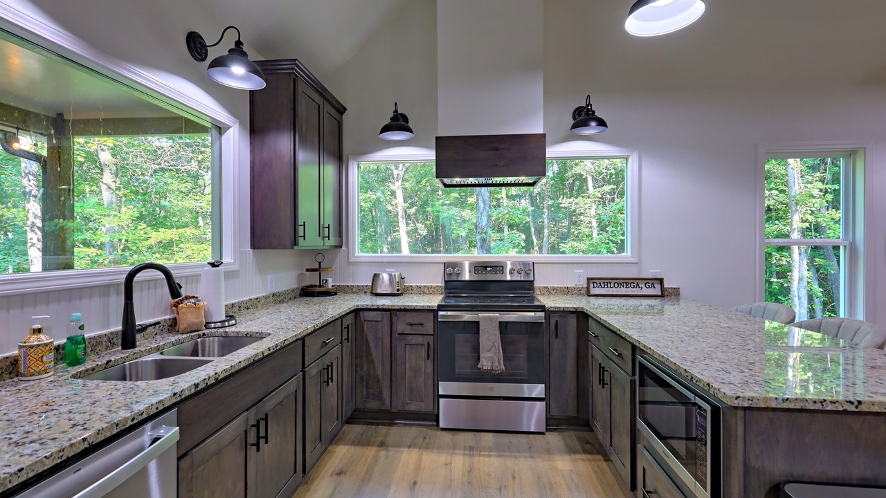 Photo of Others in Dahlonega