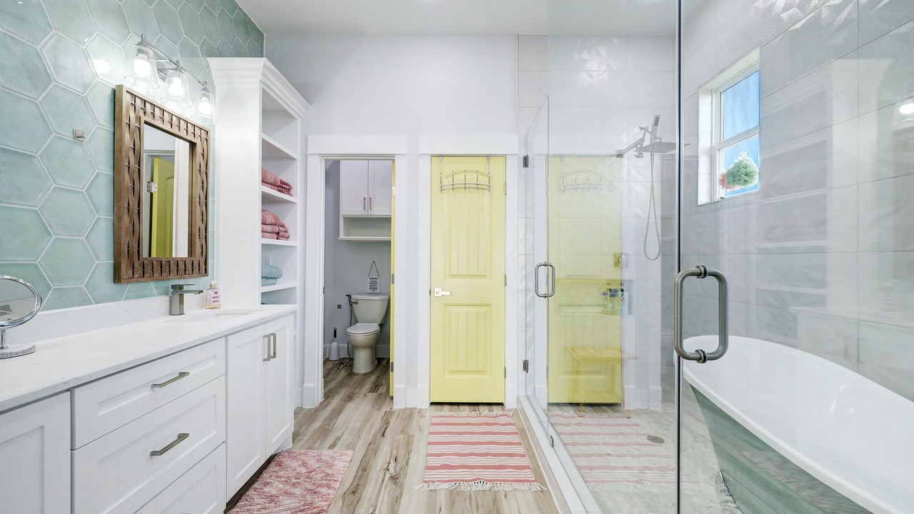 Photo of Bathroom in Surfside Beach