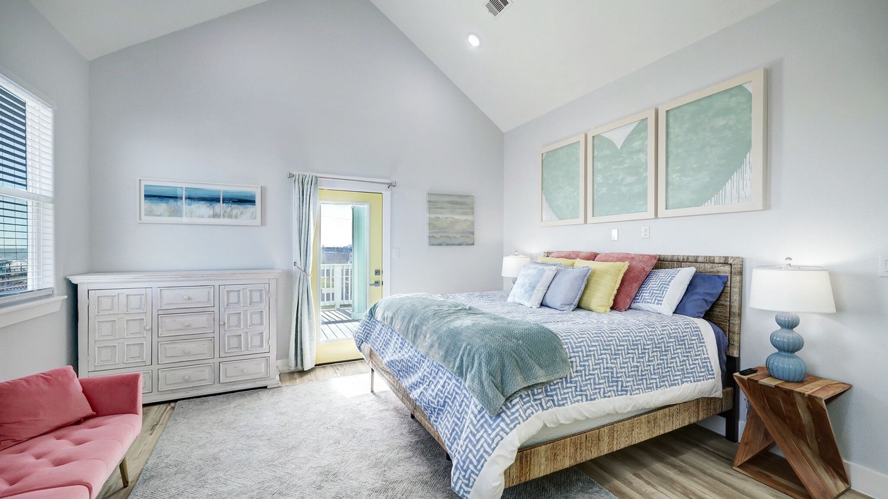 Photo of Bedroom in Surfside Beach