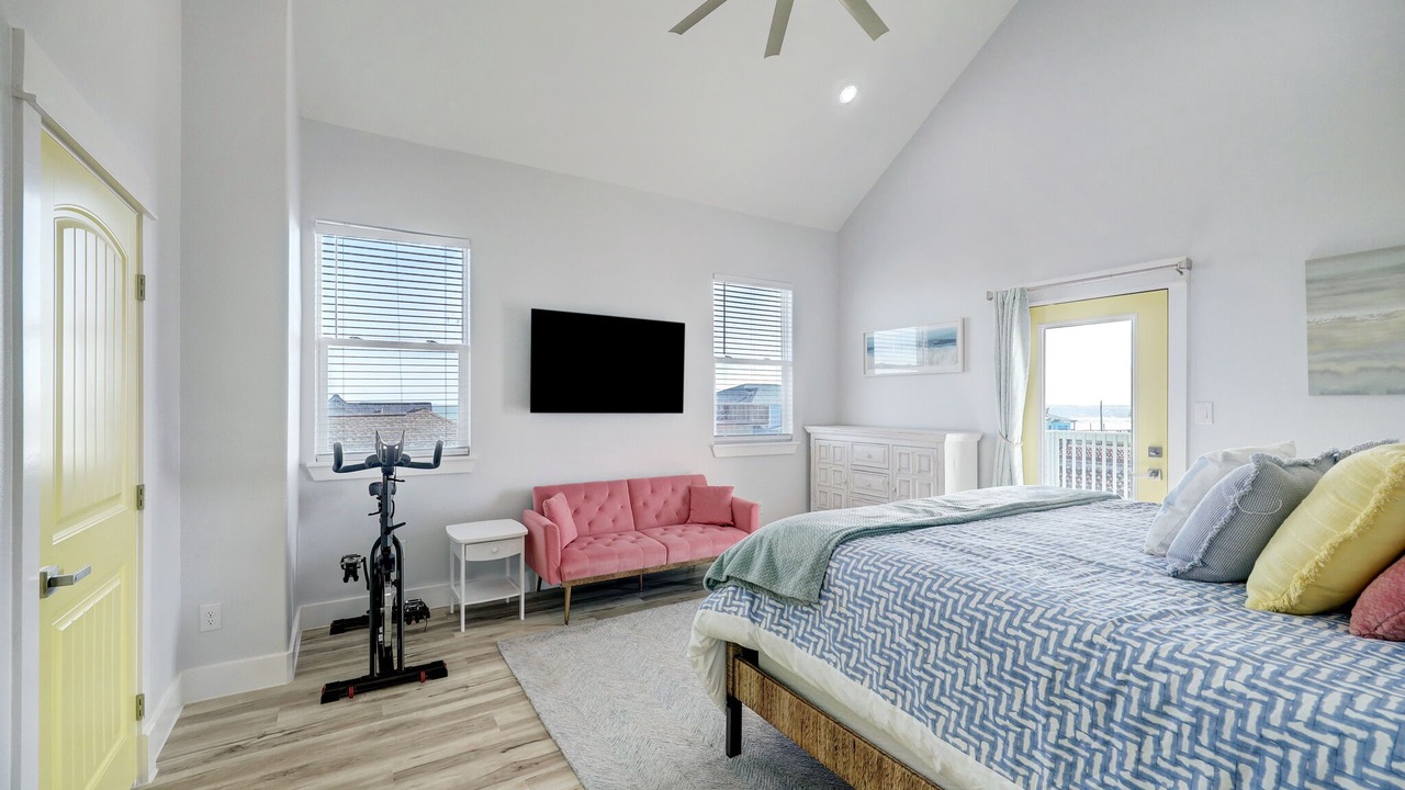 Photo of Bedroom in Surfside Beach