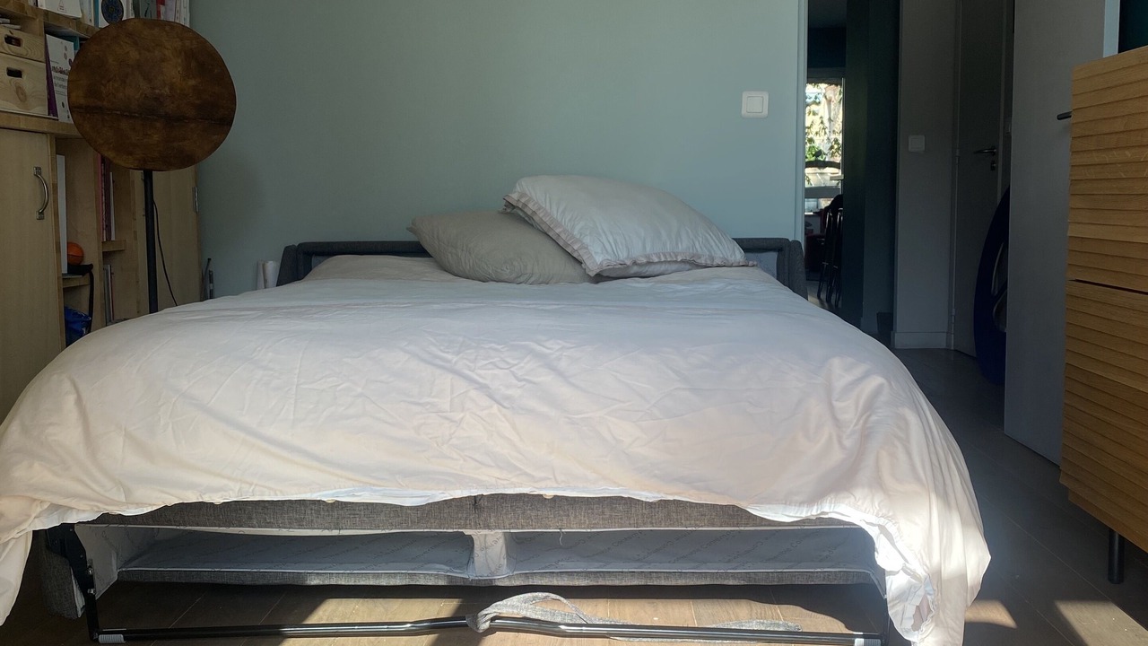 Photo of Bedroom in Prince–Marmottan