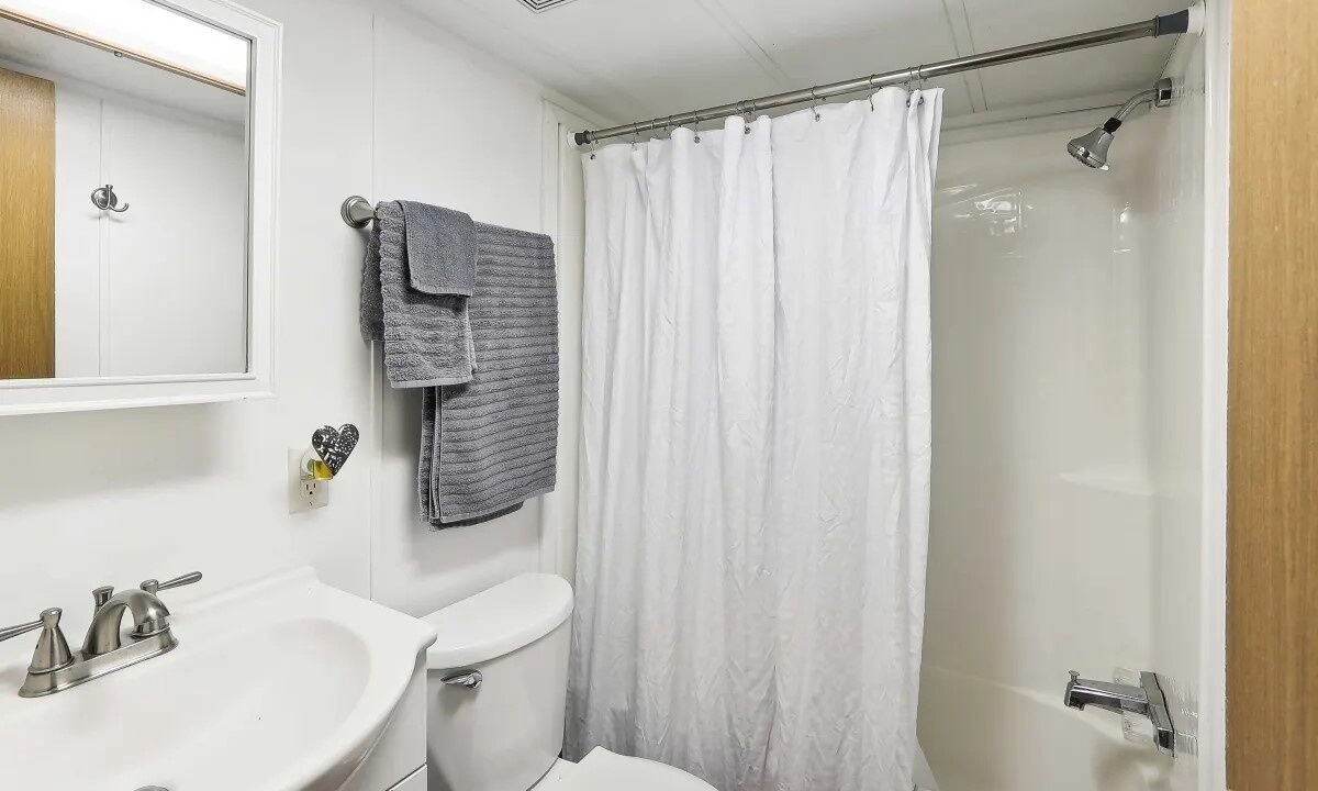 Photo of Bathroom in Neal