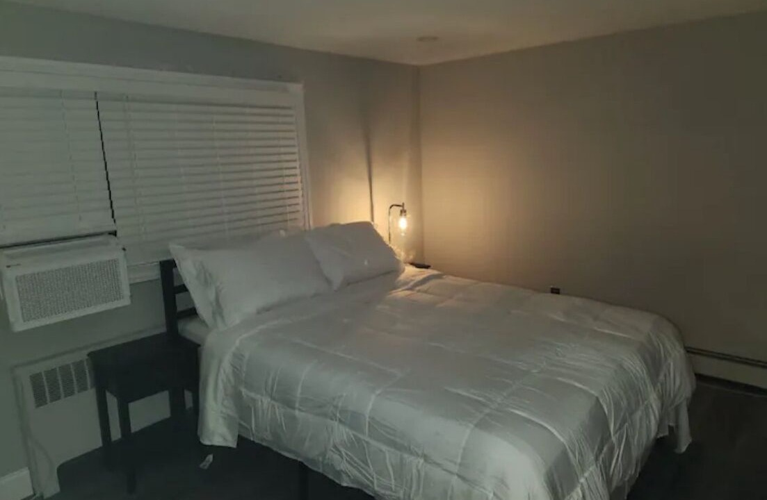 Photo of Bedroom in West Babylon