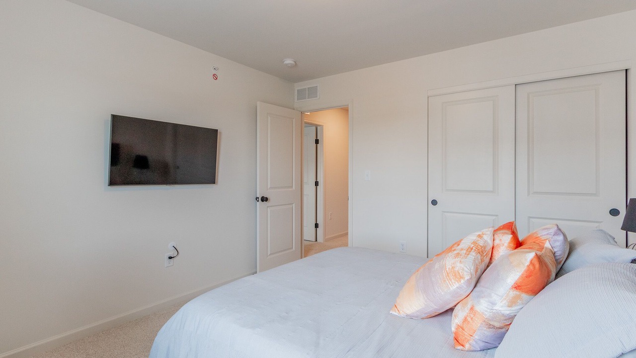 Photo of Bedroom in State College