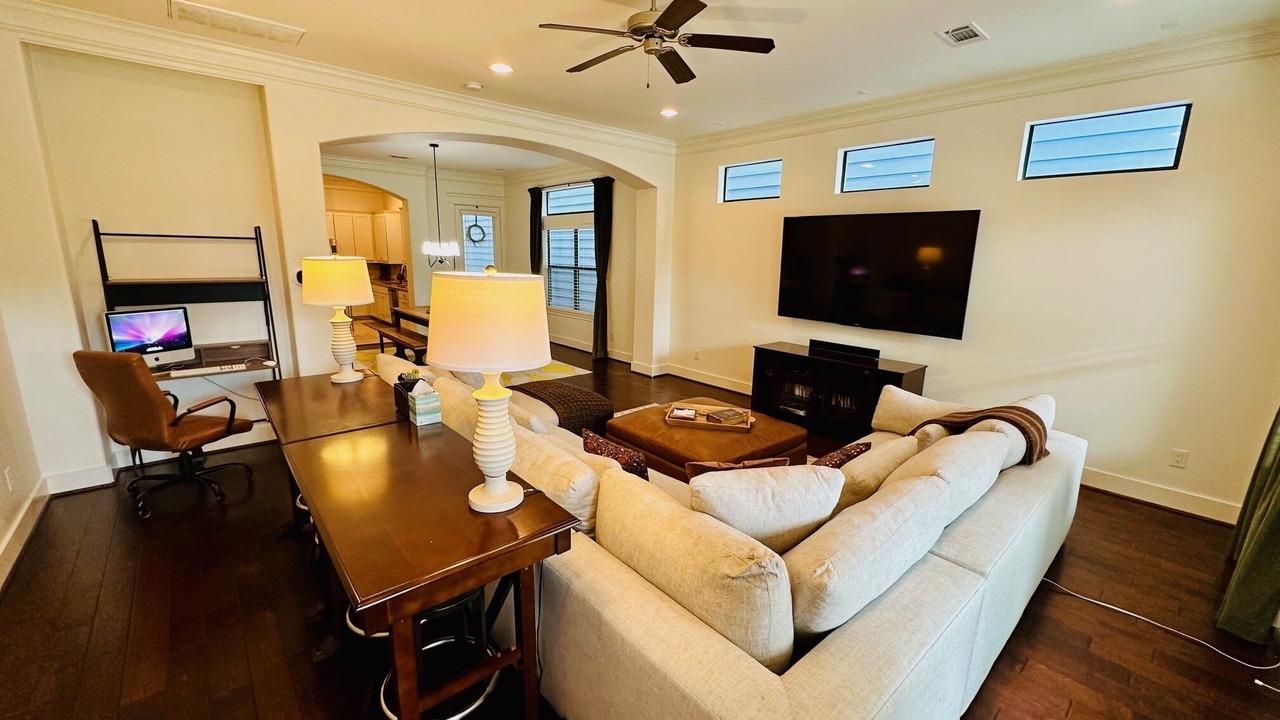 Photo of Bedroom in Shady Acres