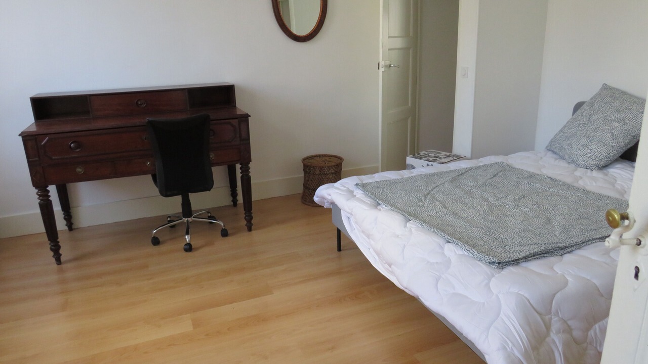 Photo of Bedroom in Toulouse City-Centre