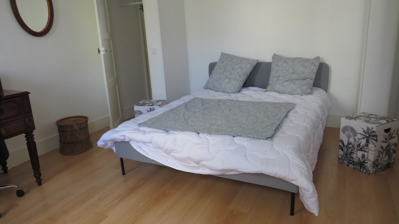 Photo of Bedroom in Toulouse City-Centre
