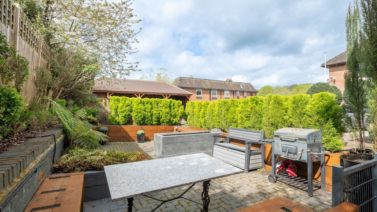 Photo of Outdoor in Amersham