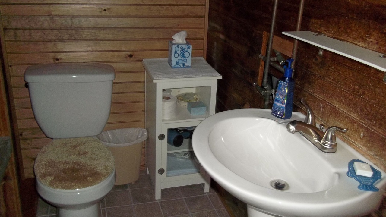 Photo of Bathroom in Tenants Harbor