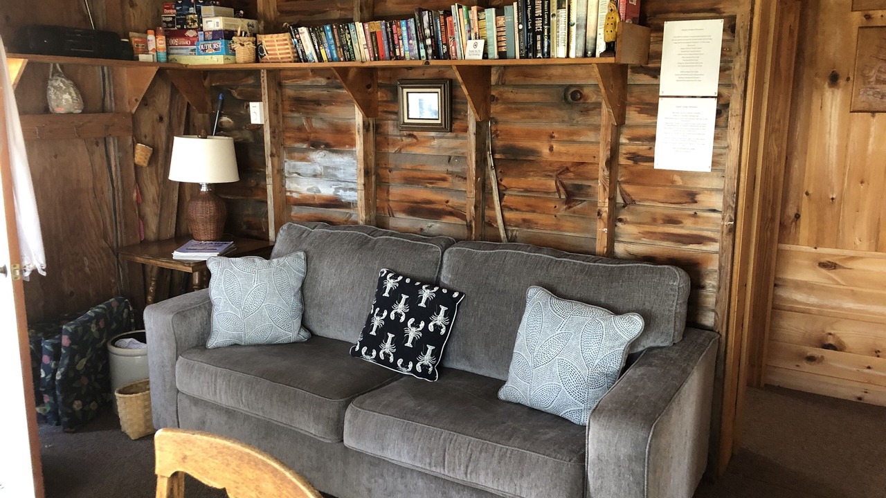 Photo of Livingroom in Tenants Harbor