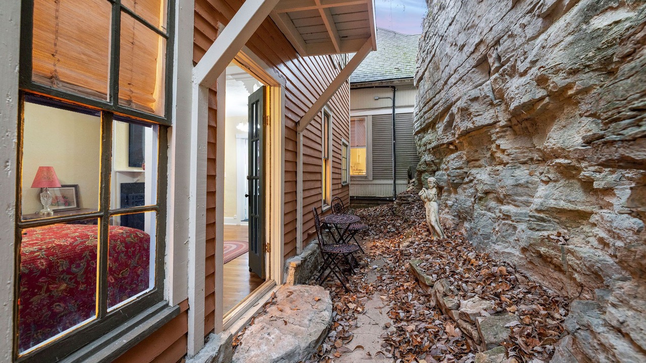 Photo of Patio Balcony in Eureka Springs Historic District