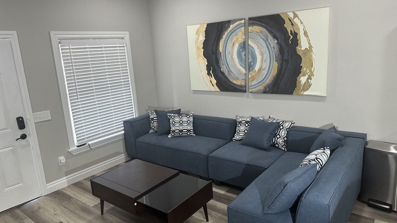 Photo of Livingroom in Lawton