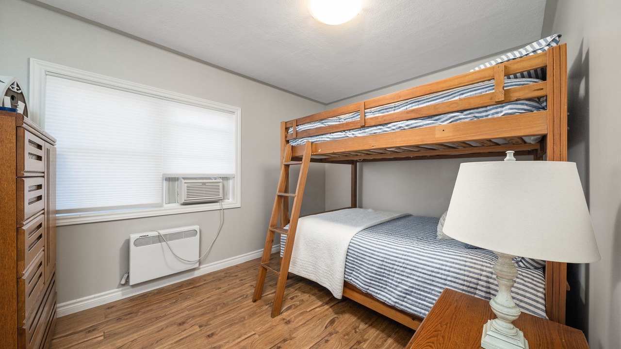 Photo of Bedroom in Bobcaygeon