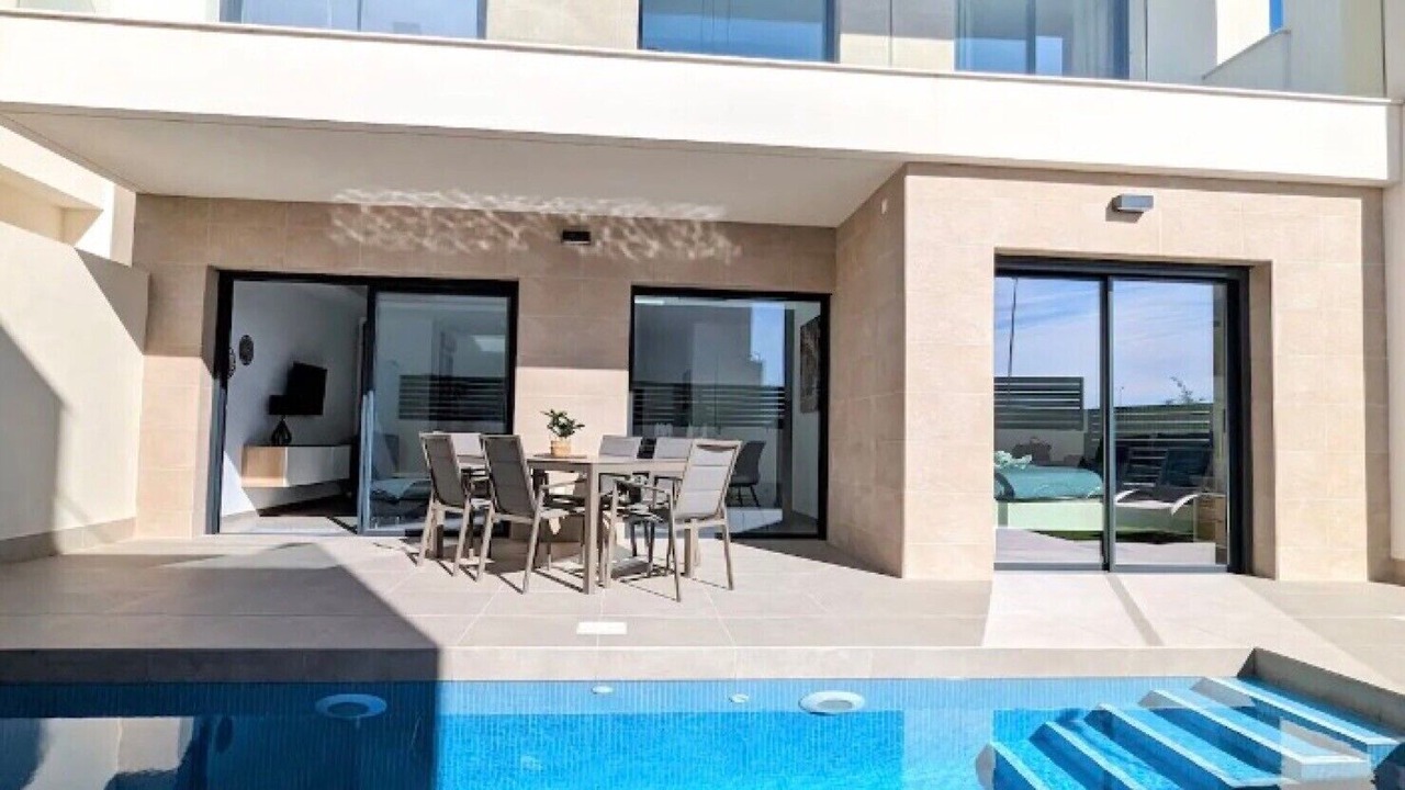 Photo of Outdoor in Los Montesinos