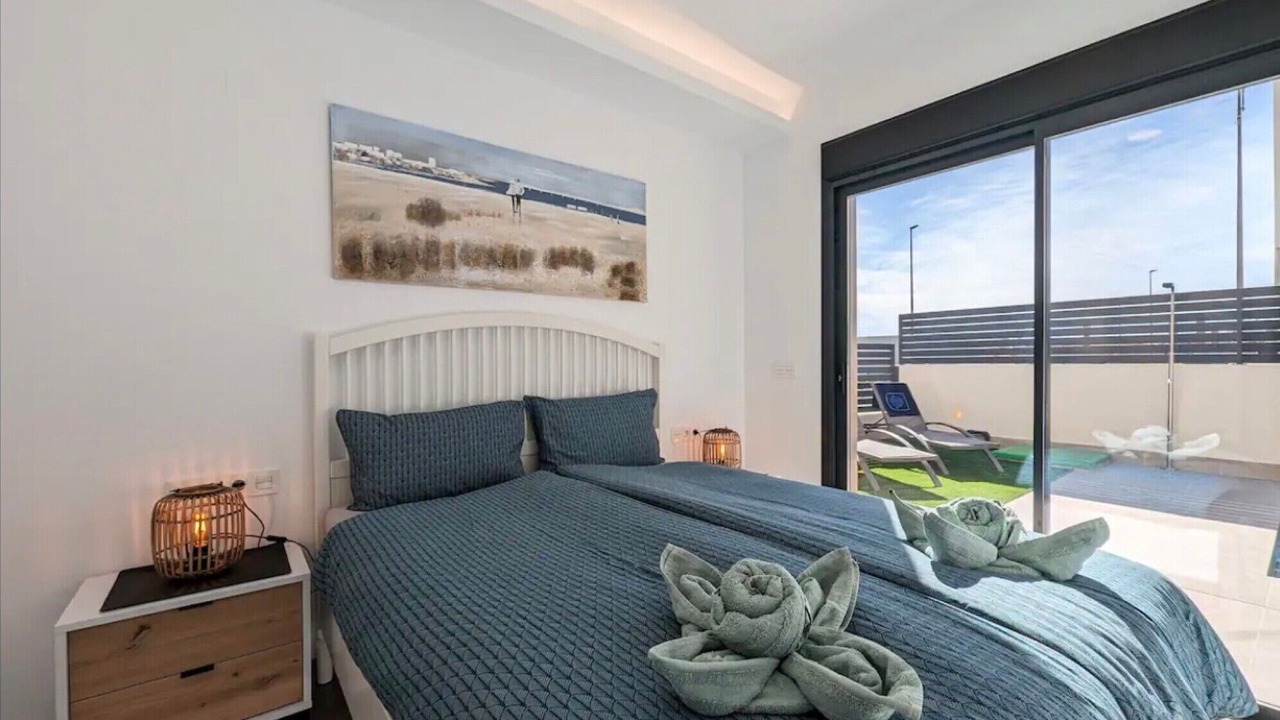 Photo of Bedroom in Los Montesinos