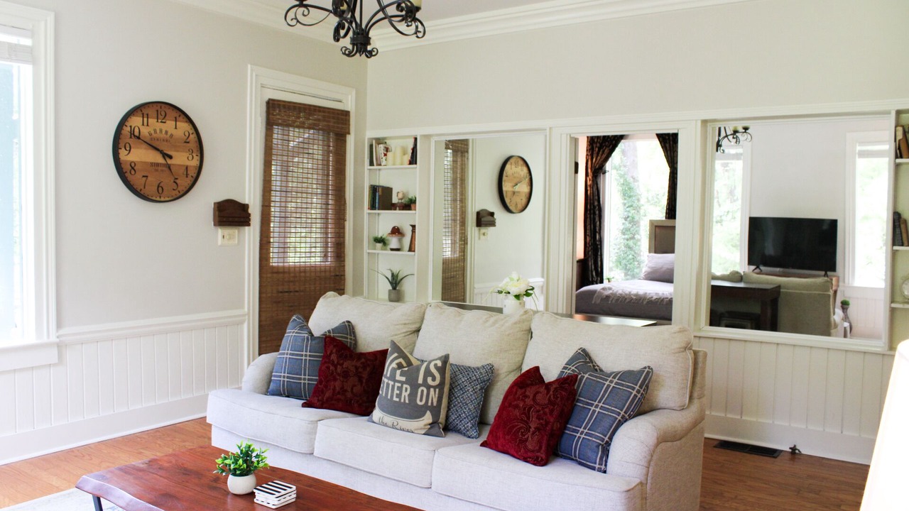 Photo of Livingroom in Milton