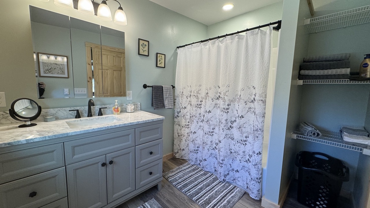 Photo of Bathroom in Swengel