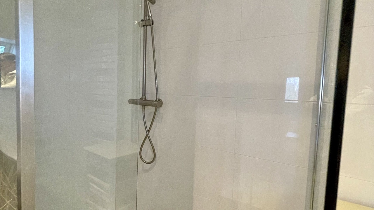 Photo of Bathroom in Benouville