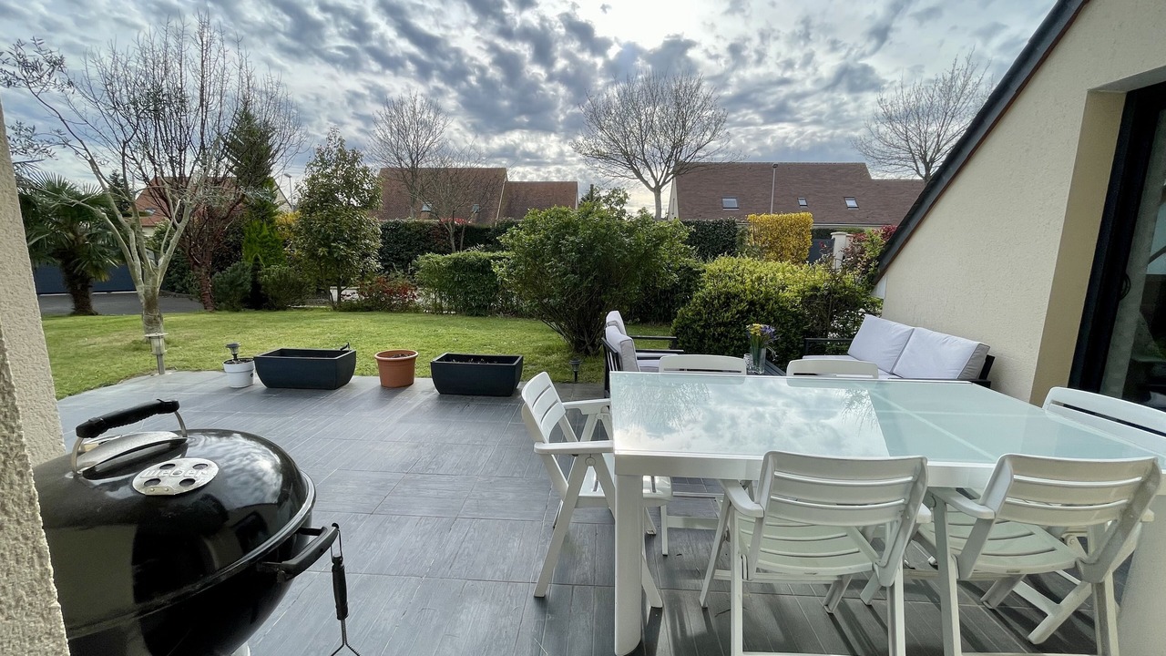 Photo of Outdoor in Benouville
