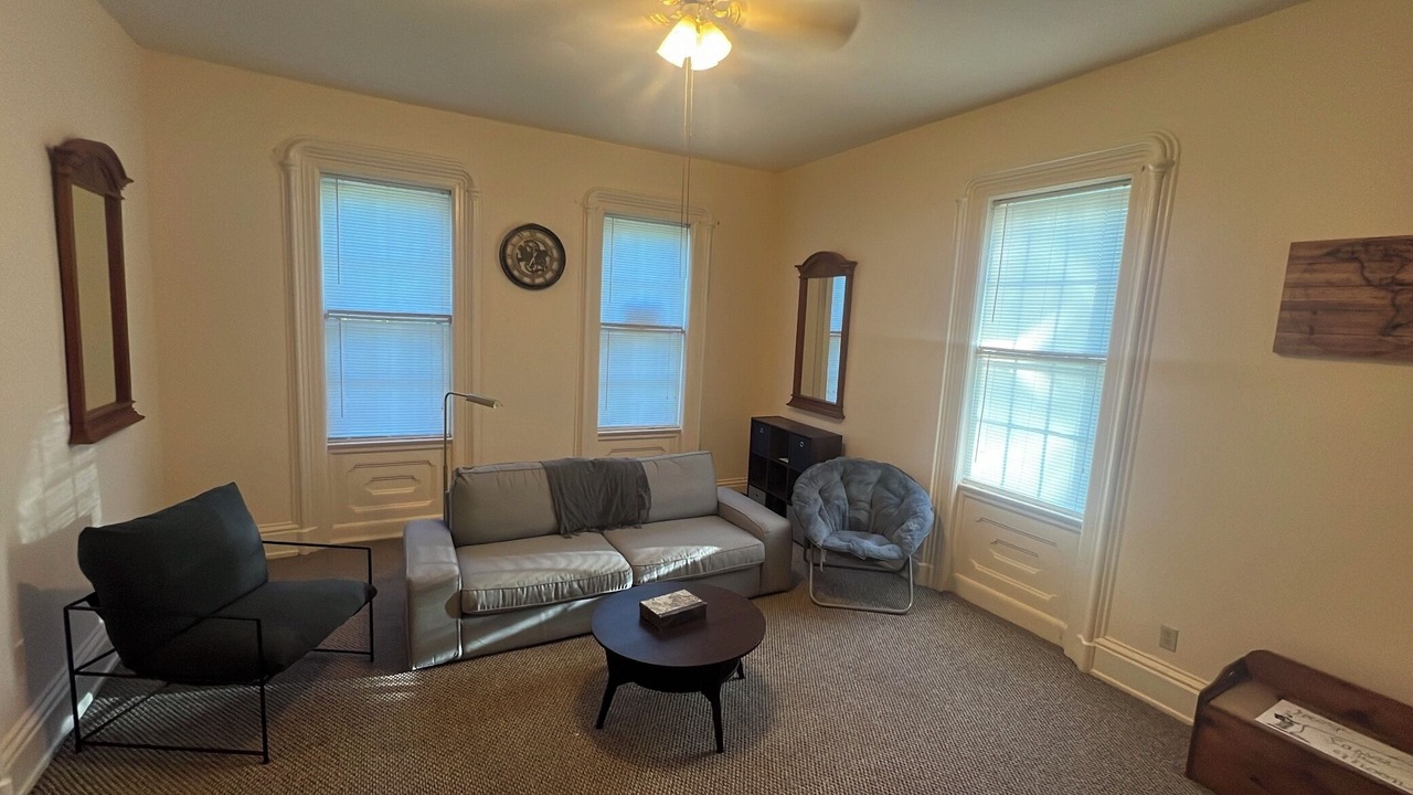 Photo of Livingroom in Seneca Falls