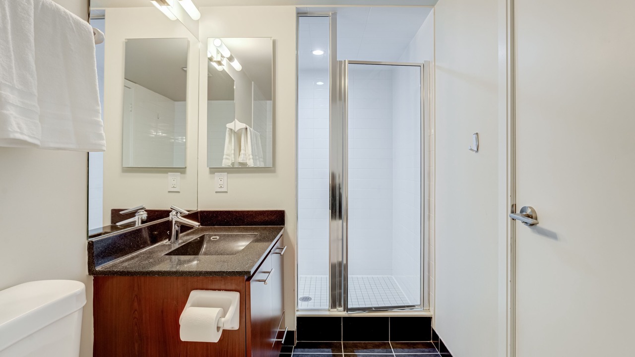 Photo of Bathroom in Agincourt