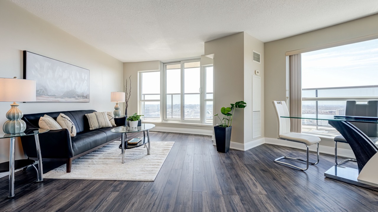 Photo of Livingroom in Agincourt