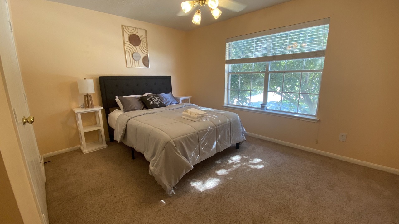 Photo of Bedroom in Clodine