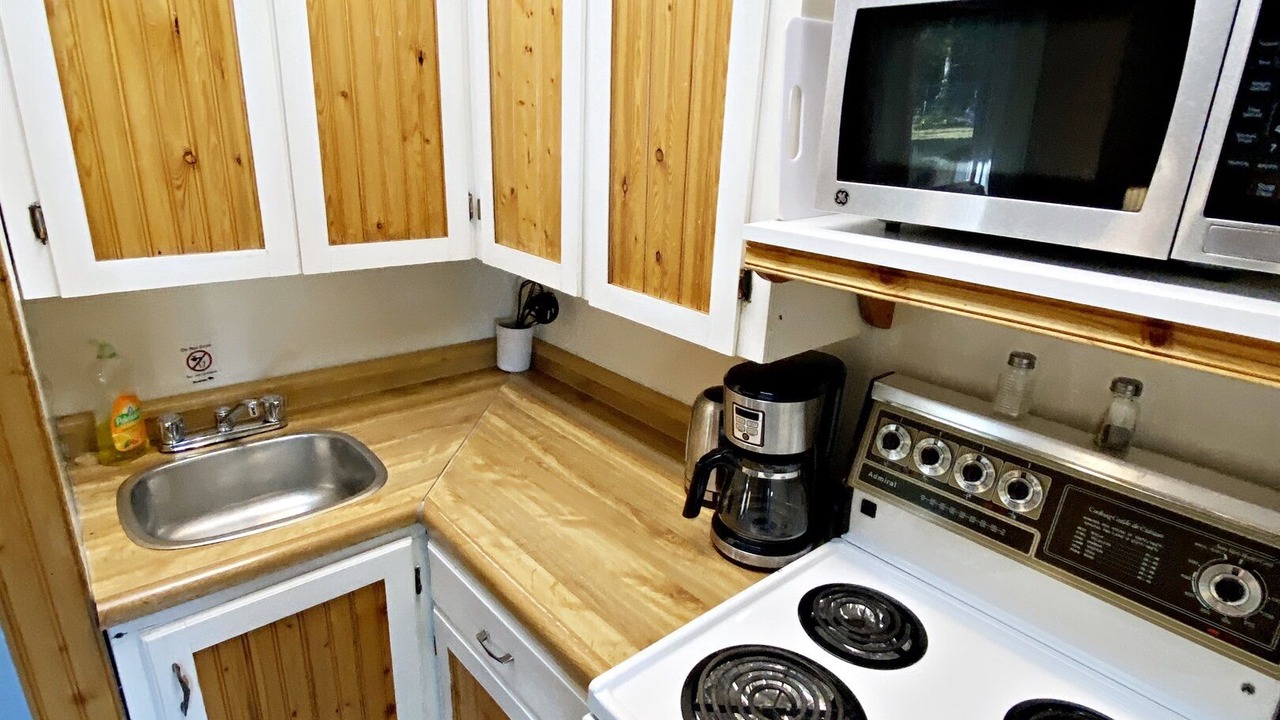 Photo of Kitchen in Falcon Lake