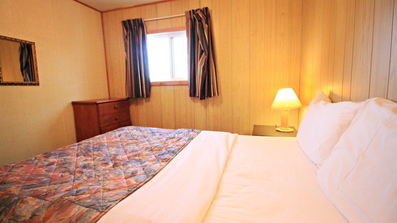 Photo of Bedroom in Falcon Lake