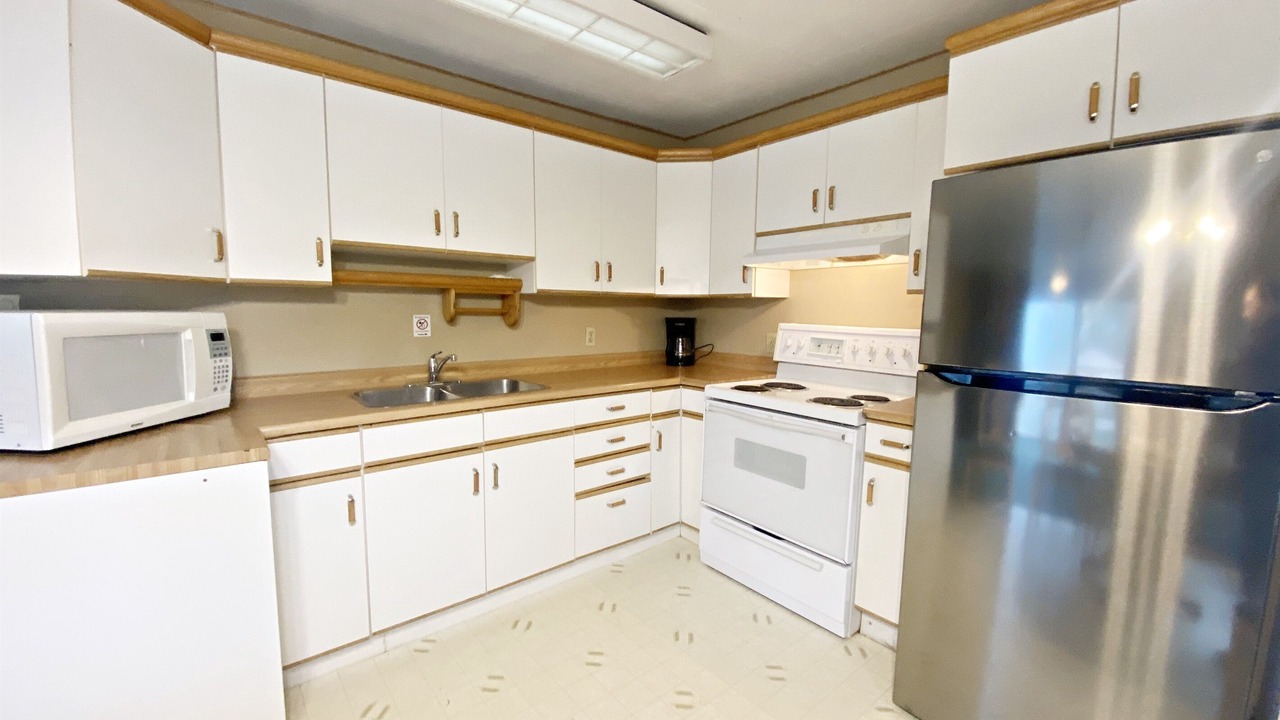 Photo of Kitchen in Falcon Lake