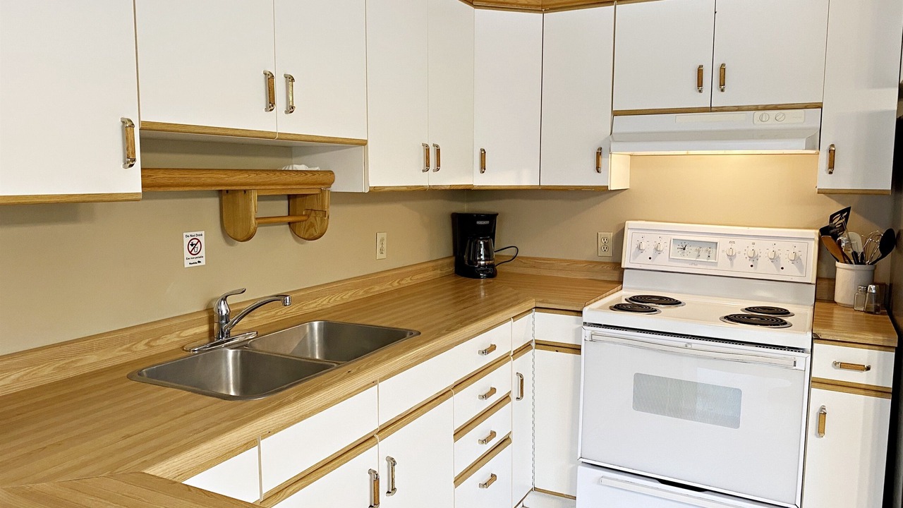 Photo of Kitchen in Falcon Lake