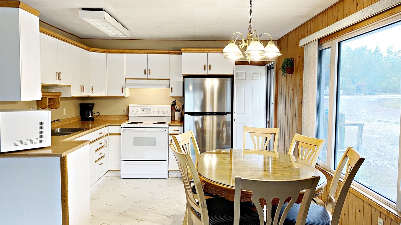 Photo of Kitchen in Falcon Lake