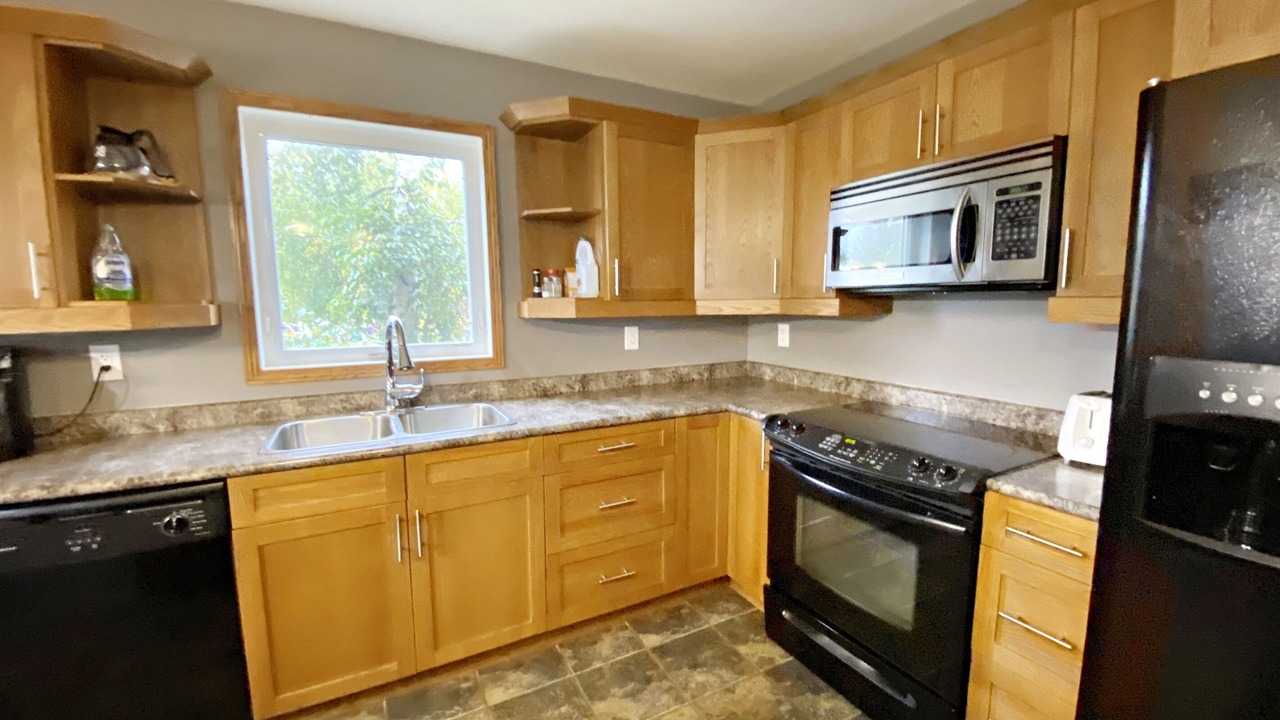 Photo of Kitchen in Falcon Lake