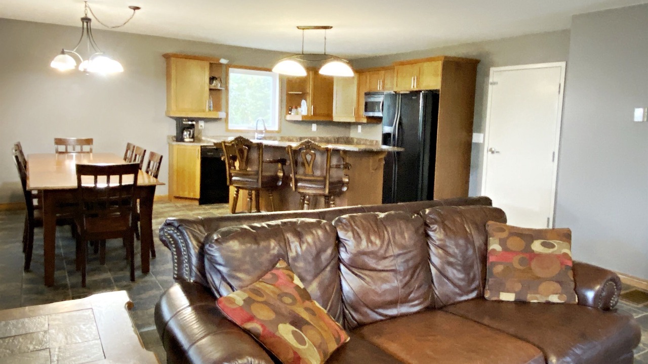 Photo of Livingroom in Falcon Lake